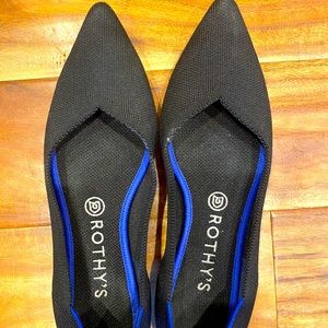 Rothy’s Point Black size 9